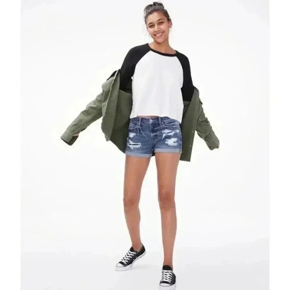 Aeropostale Pants - Aeropostale Low Rise Distressed Midi Denim Shorts 6